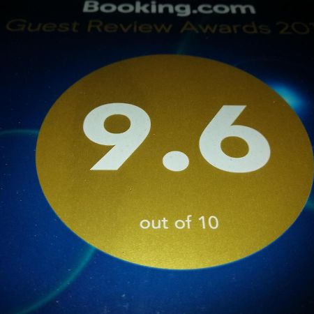 Guesthouse Different Tbilisi Luaran gambar