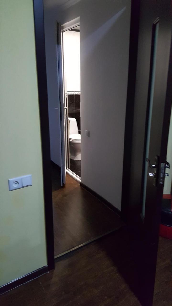 Guesthouse Different Tbilisi Luaran gambar