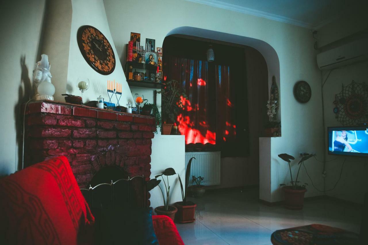 Guesthouse Different Tbilisi Luaran gambar