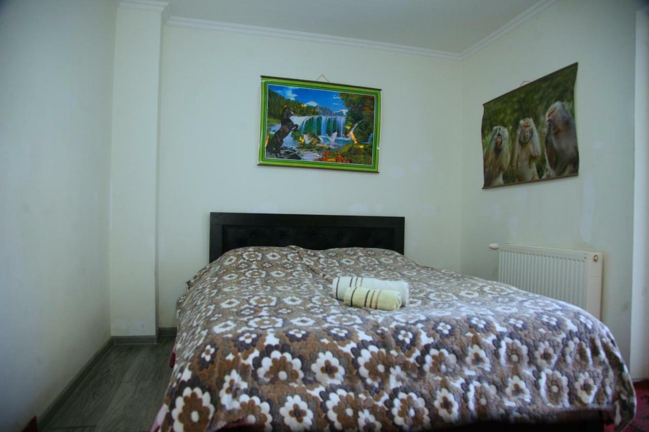 Guesthouse Different Tbilisi Luaran gambar