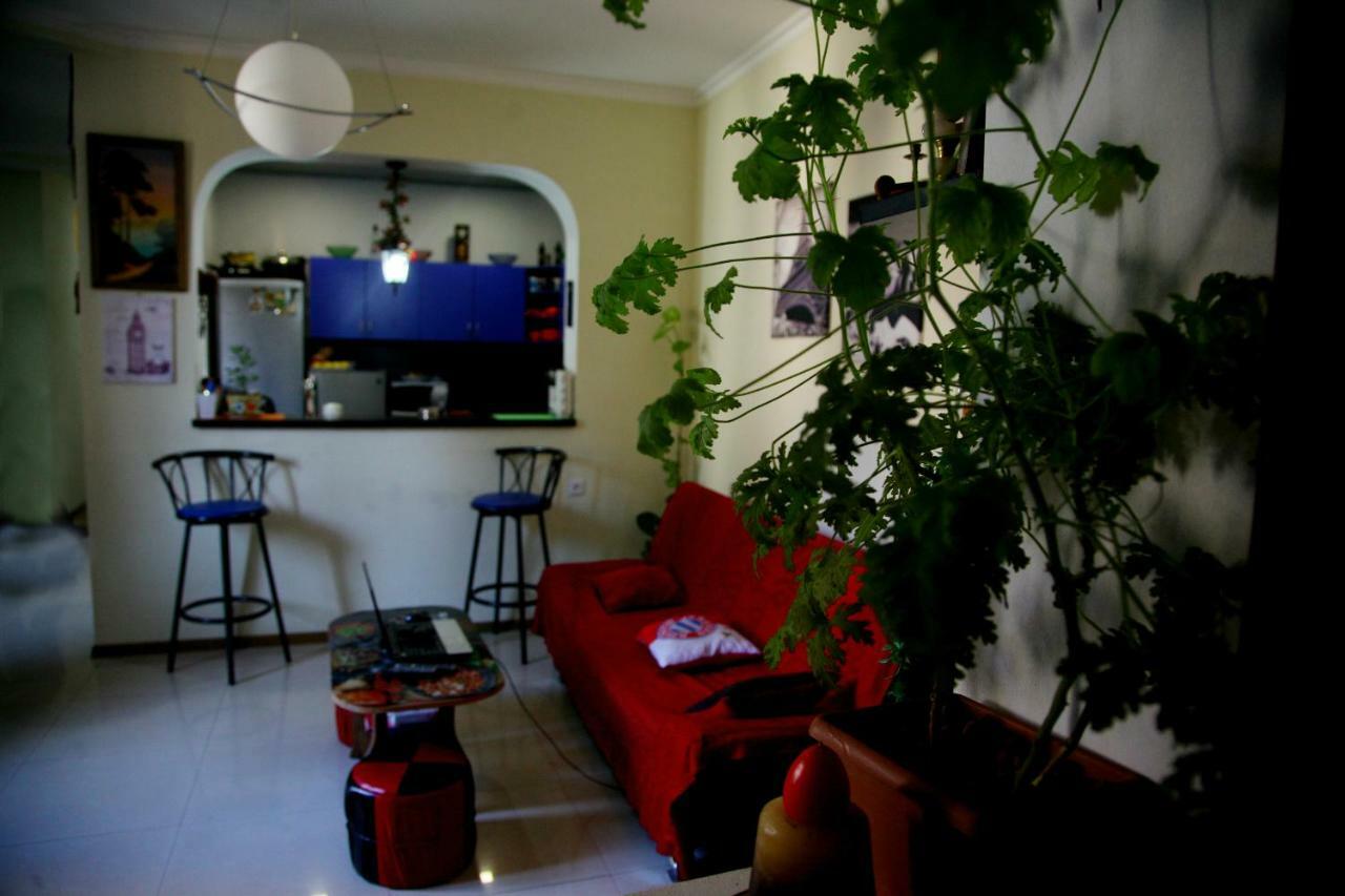Guesthouse Different Tbilisi Luaran gambar