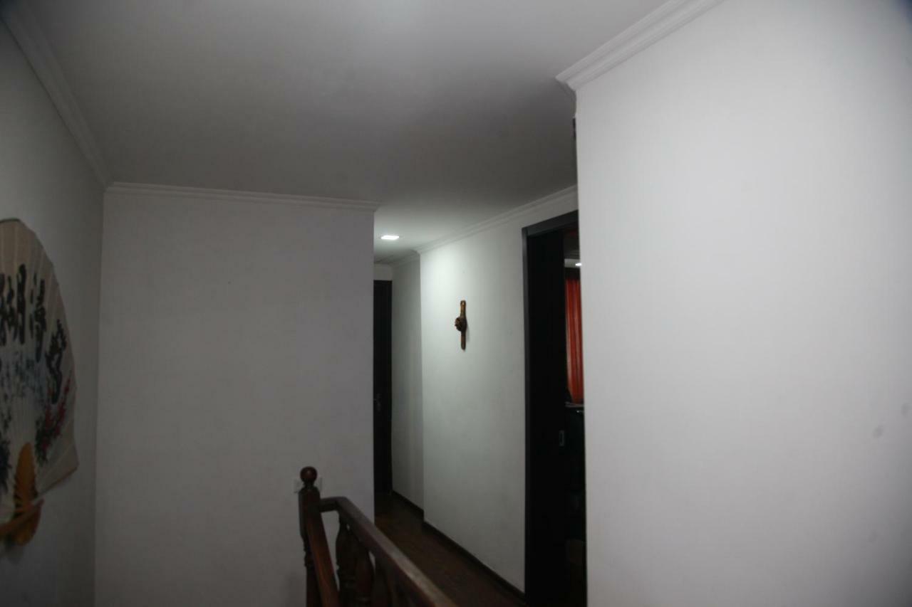 Guesthouse Different Tbilisi Luaran gambar